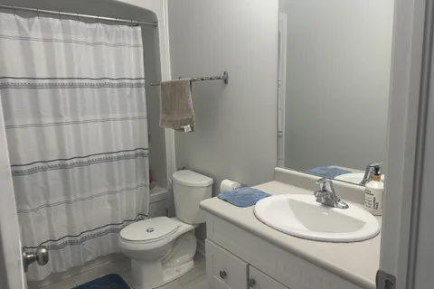 32 Bounty Avenue, Thorold, ON L2V 0B7