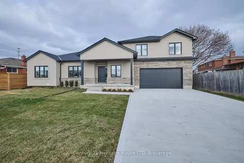 4 Meteor Street, St. Catharines, ON L2S 2T1