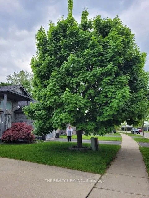 1864 Marconi Boulevard, London East, ON N5V 4Y3