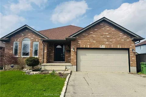 3 Lawrence Avenue, St. Thomas, ON N5R 0B5