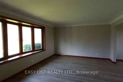 3051 Egremont Road, Plympton-Wyoming, ON N0N 1E0
