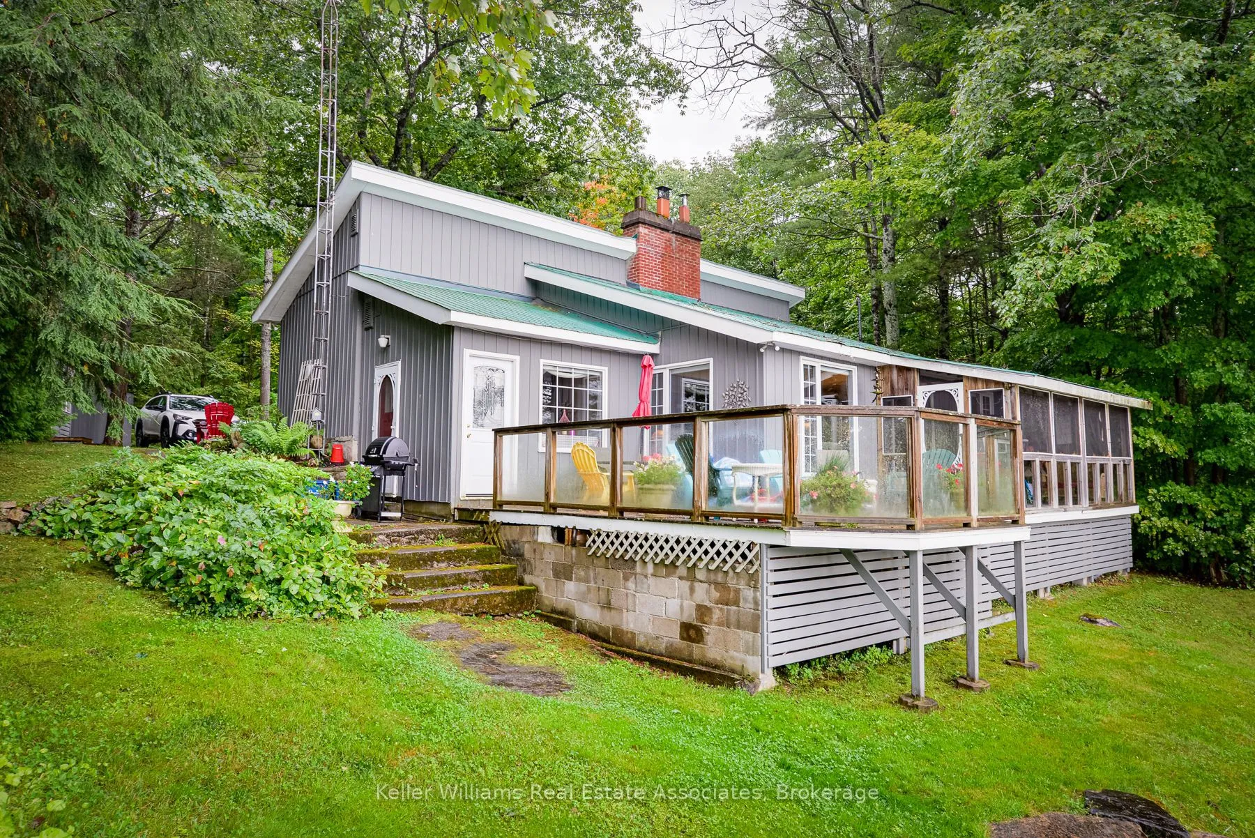 1029 Lakeshore Drive, Gravenhurst, ON P1P 1R2