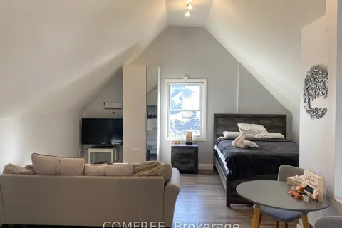 190 Rathowen Street, London North, ON N6H 2G1