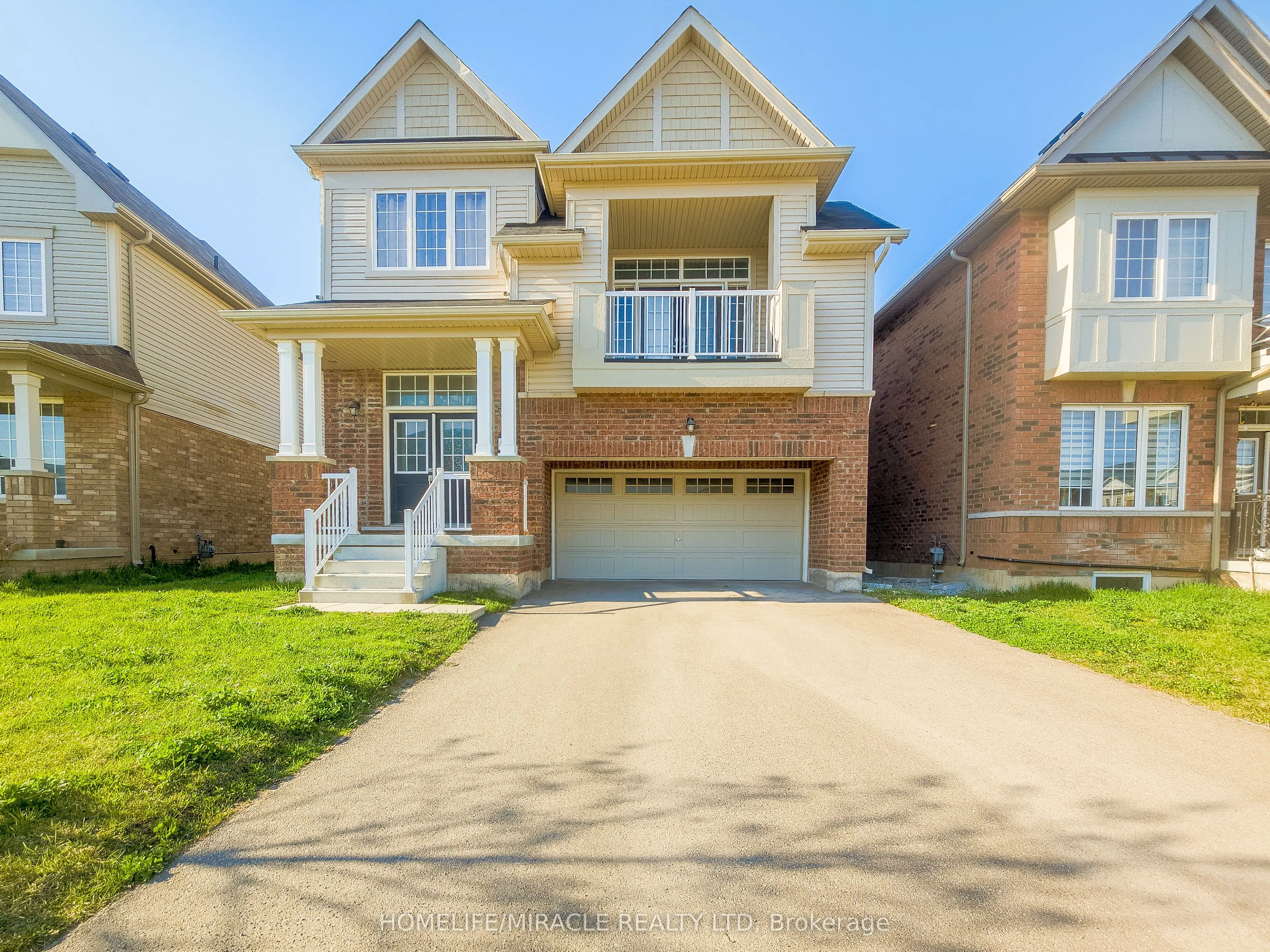 48 Esther Crescent, Thorold, ON L3B 2W9