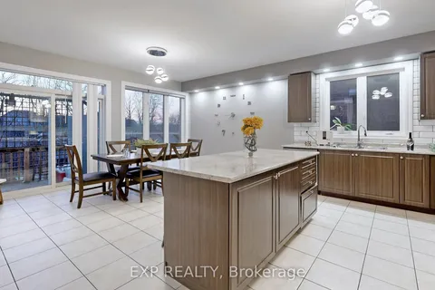 7721 Sassafras Trail, Niagara Falls, ON L2H 0N5