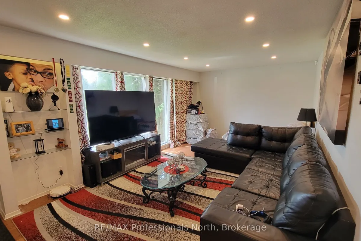 542 HIGHWAY 60 N/A, ON P1H 1B5