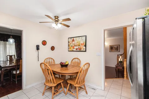 308 Acadia Drive, Hamilton, ON L8W 3L1