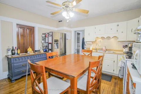 1048 Ontario Road, Welland, ON L3B 5E4
