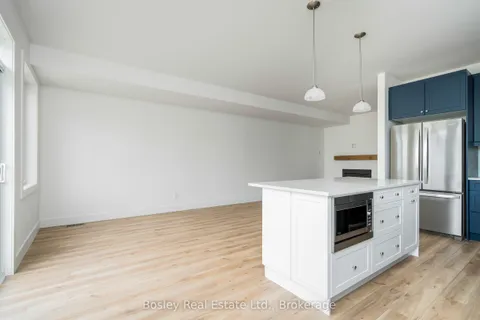 132 WHITE OAK Crescent, Blue Mountains, ON L9Y 0Z3