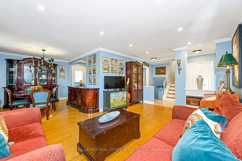99 Mountbatten Drive, Hamilton, ON L9C 3V6