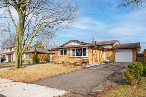 99 Mountbatten Drive, Hamilton, ON L9C 3V6