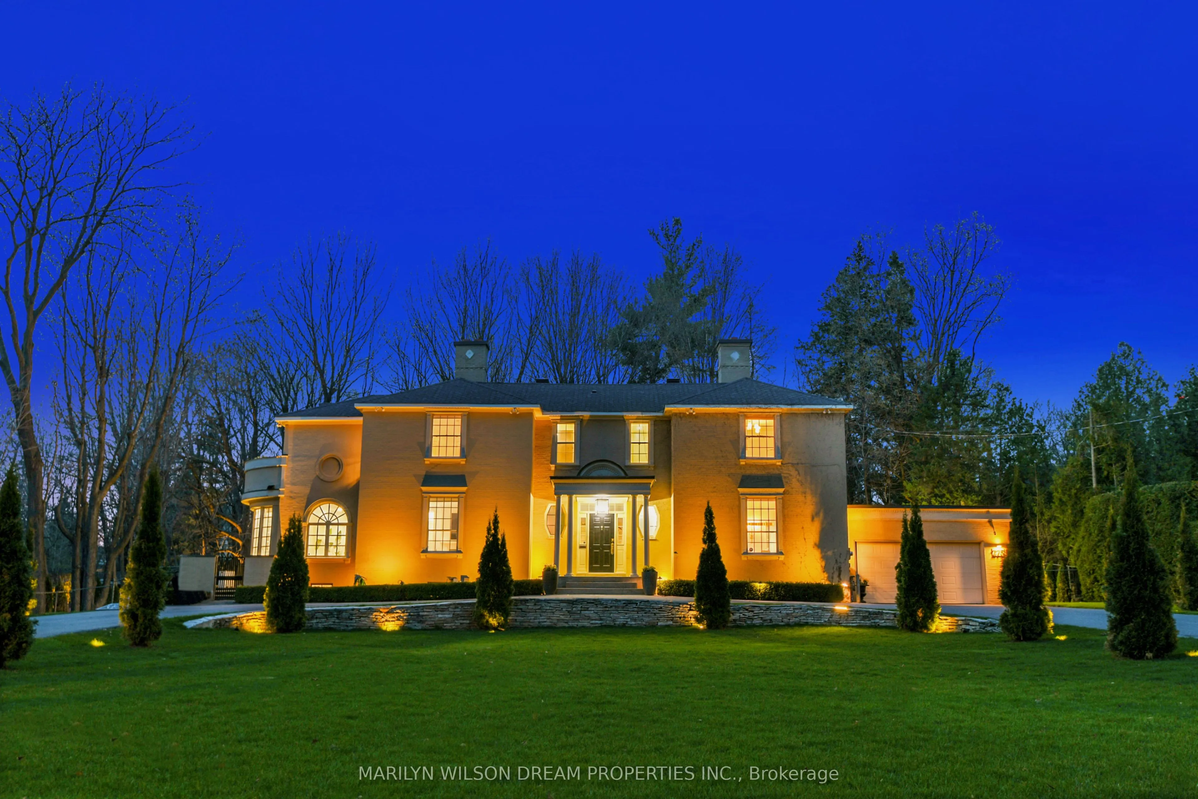 275 Mariposa Avenue, ON K1M 0T4