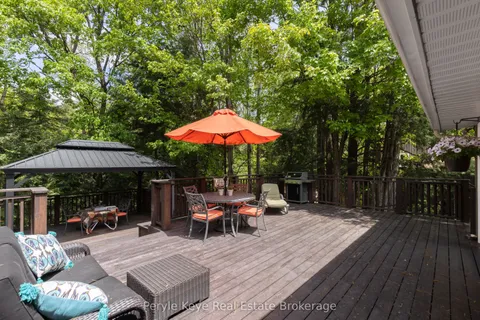 33 Meadow Heights Drive, Bracebridge, ON P1L 1A2