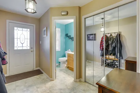 246 White Sands Drive, London South, ON N6M 1H9
