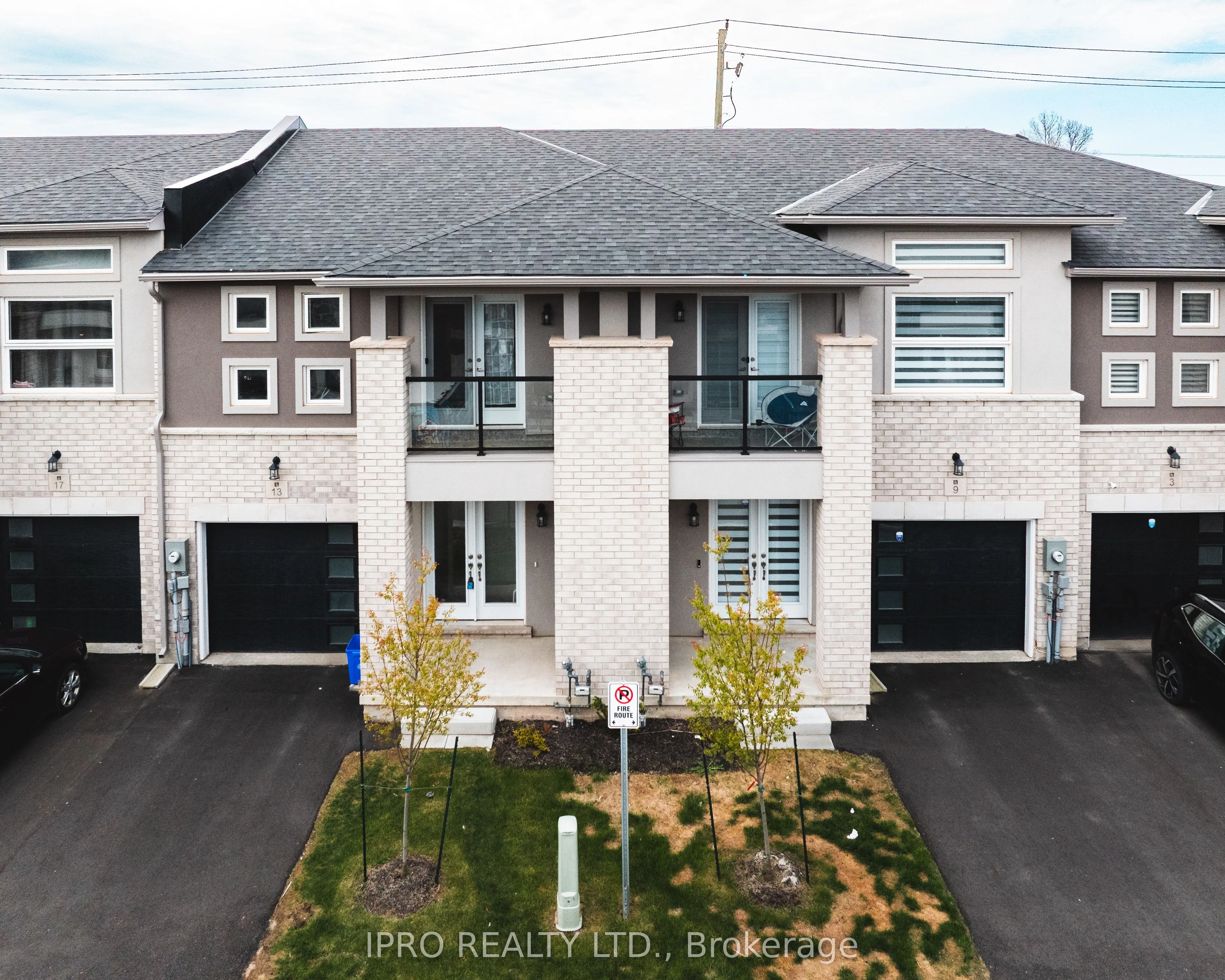 13 Mann Trail, Welland, ON L3C 0K2