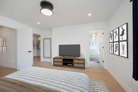 75 Granton Avenue, Meadowlands - Crestview and Area, ON K2G 1W9