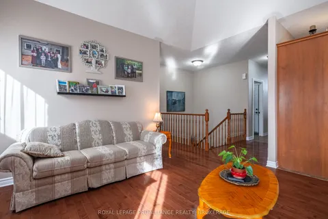 226 Rose Abbey Drive, Kingston, ON K7K 0A2