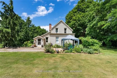 5400 North Service Road, Lincoln, ON L0R 1B3