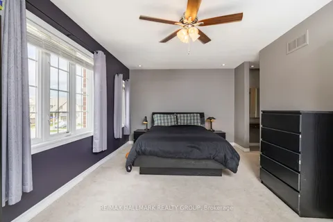 202 Waymark Crescent, Kanata, ON K2M 0A6