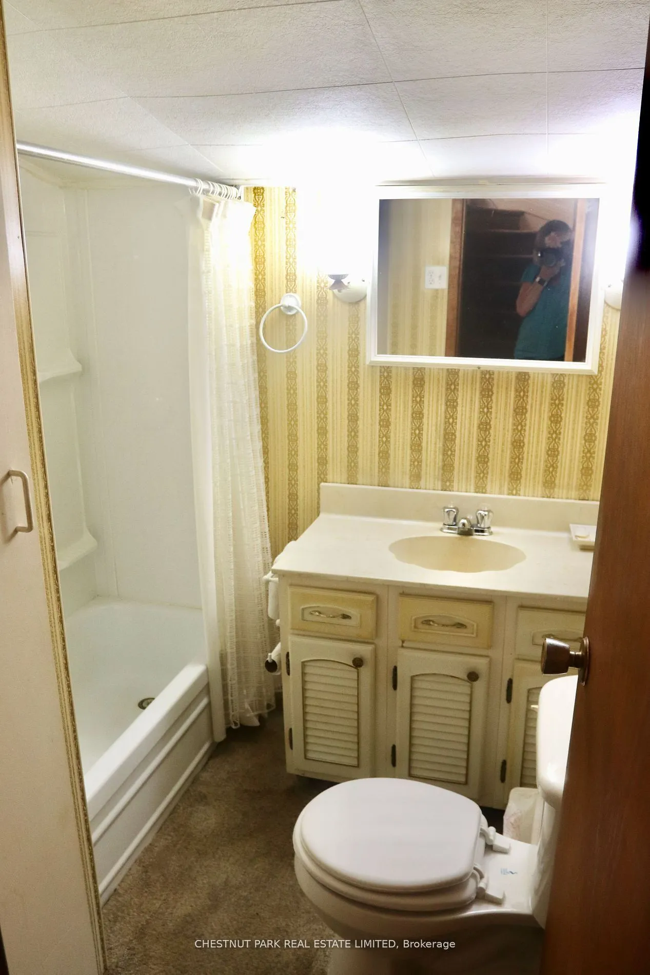 126 Murphy Road, Prince Edward County, ON K0K 2P0