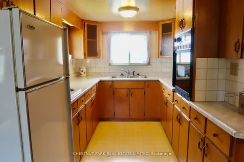 126 Murphy Road, Prince Edward County, ON K0K 2P0
