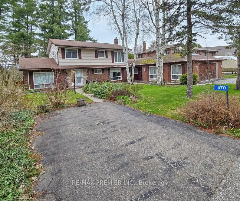 570 Phillip Street, Gravenhurst, ON P1P 1M3