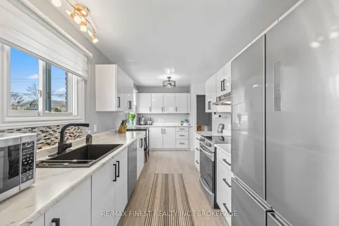 1039 Hudson Drive, Kingston, ON K7M 5K5