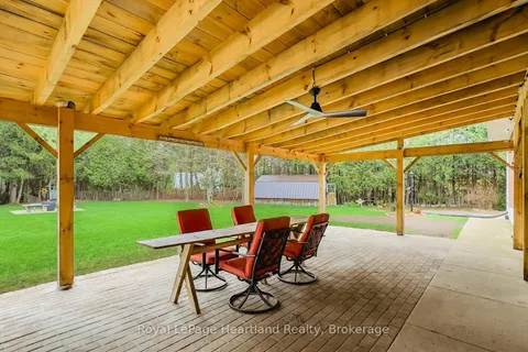 33980 Moore Court, Bluewater, ON N0M 2T0