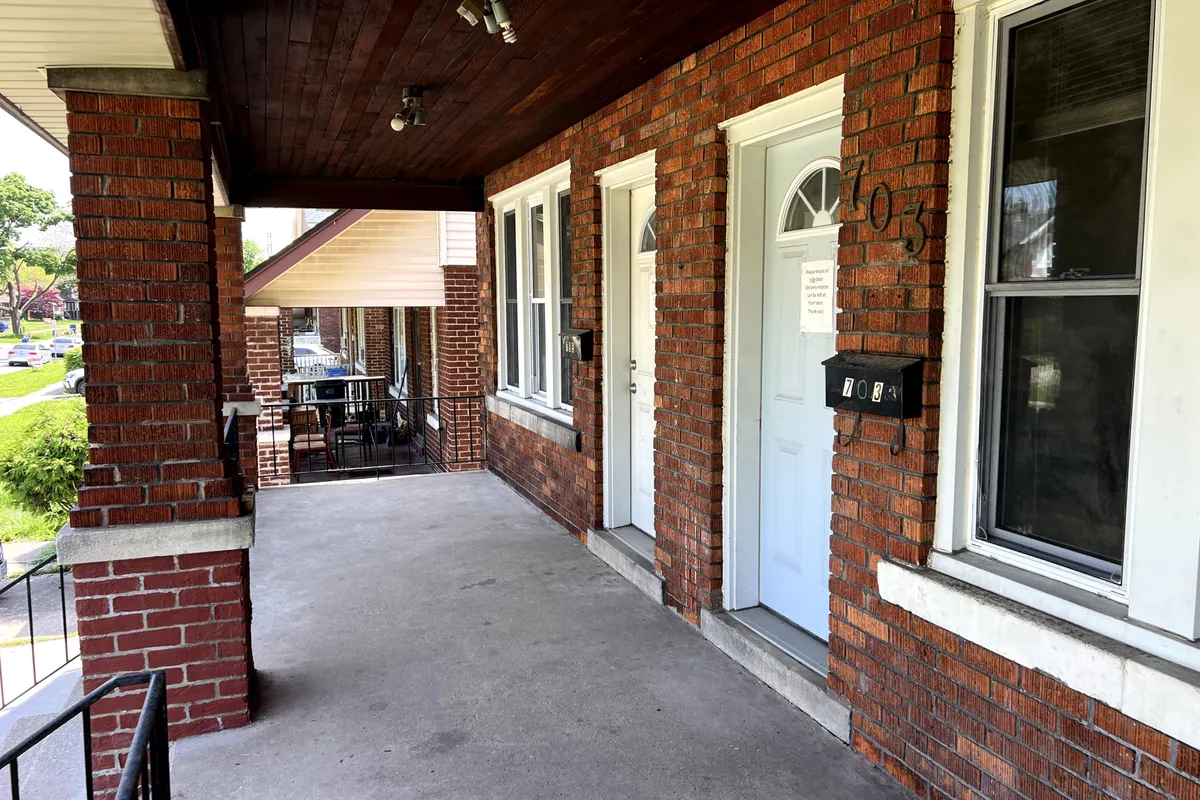 703-705 Partington Avenue, Windsor, ON N9B 2N6