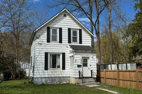 966 3rd Avenue, Owen Sound, ON N4K 4P6