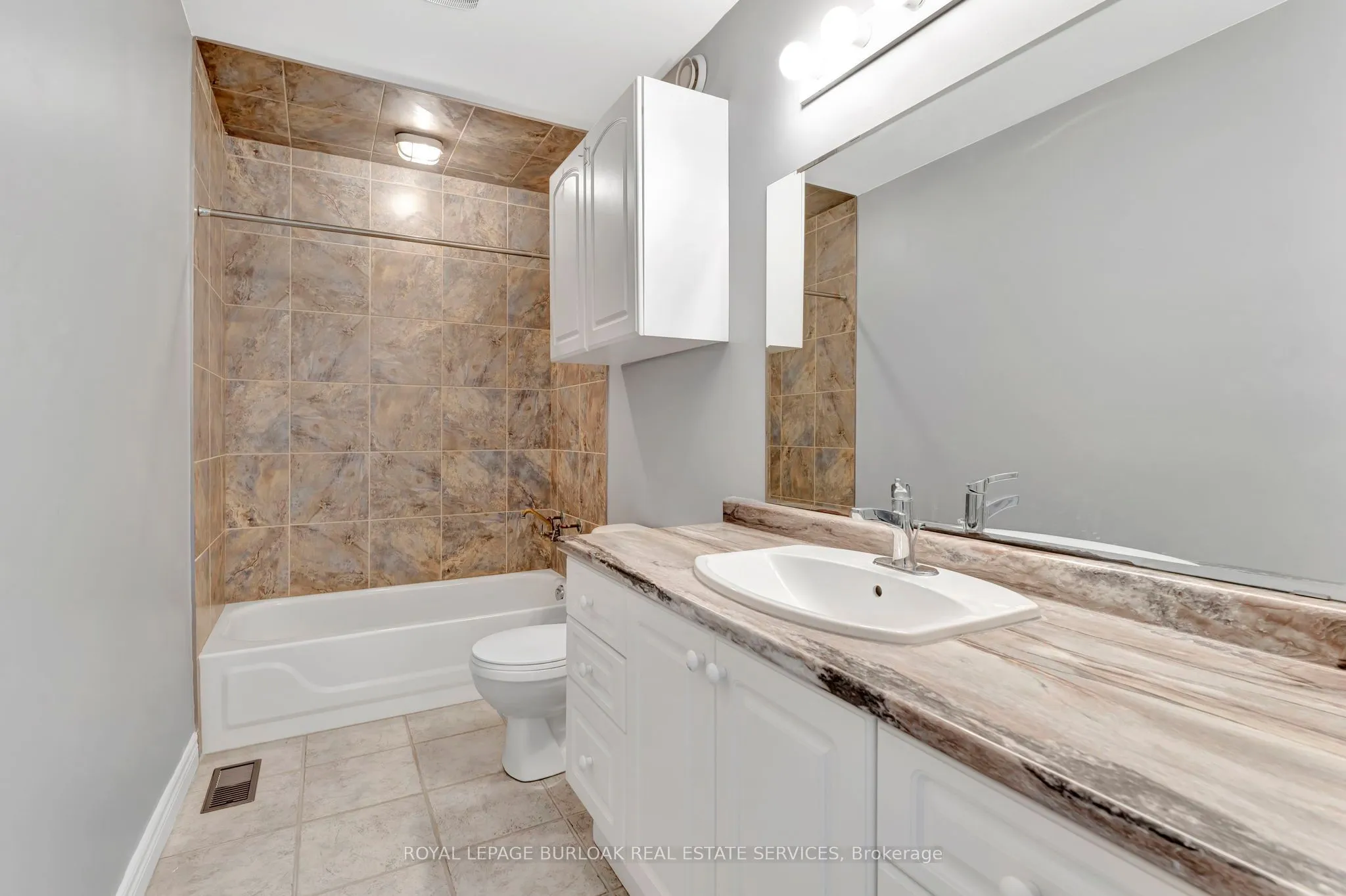 70 Governors Road, Brant, ON N3L 3E1