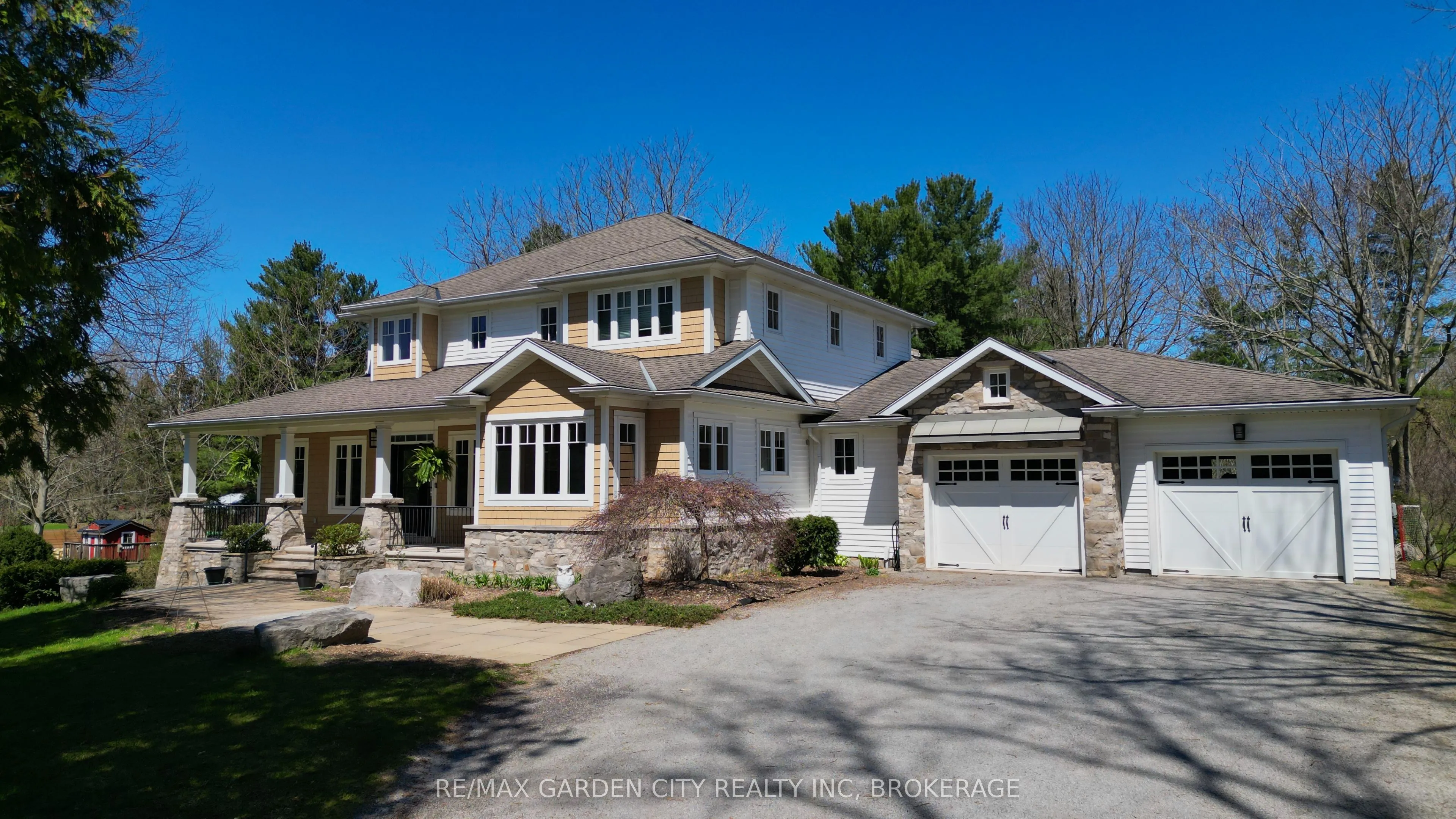 273 Canboro Road, Pelham, ON L0S 1M0