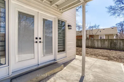 108 Jacobson Avenue, St. Catharines, ON L2T 3A3