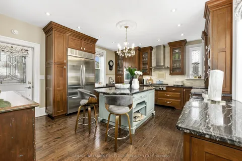 198 Bagot Street, Cobourg, ON K9A 3G4