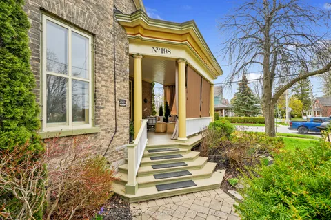 198 Bagot Street, Cobourg, ON K9A 3G4
