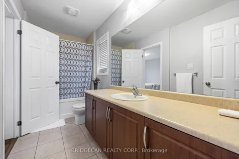 20 Gillespie Drive, Brantford, ON N3P 0K1