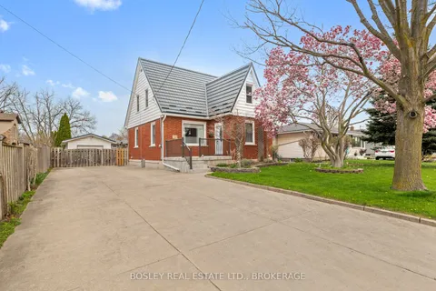257 Lakeshore Road, St. Catharines, ON L2M 1R9