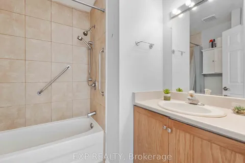 2595 Crosscut Terrace, Blossom Park - Airport and Area, ON K1T 4A1