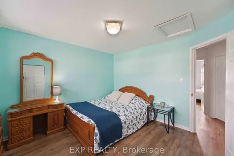 2595 Crosscut Terrace, Blossom Park - Airport and Area, ON K1T 4A1