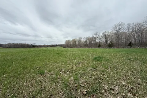 1116 Cross Road, Tyendinaga, ON K0K 2Y0