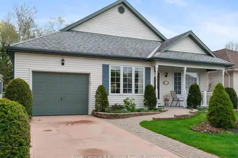 102 Wilson Avenue, Tillsonburg, ON N4G 5T2