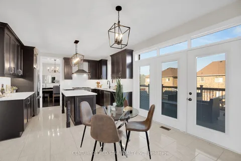 16 Mitchell Crescent, Mono, ON L9W 6W6