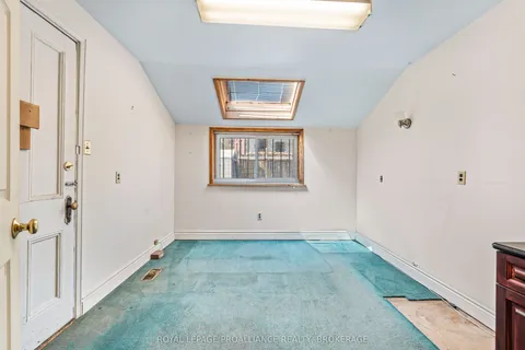 272 Wellington Street, Kingston, ON K7K 2Z1