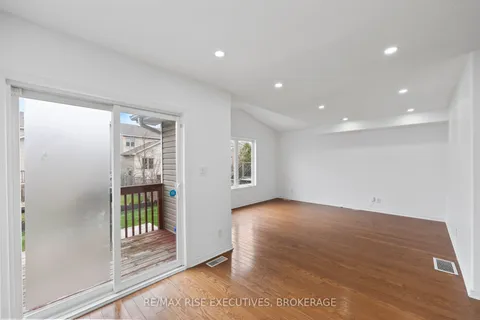 1521 Crimson Crescent, Kingston, ON K7P 0H4