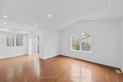 1521 Crimson Crescent, Kingston, ON K7P 0H4