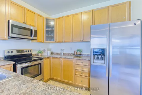 86 Glendarling Crescent, Hamilton, ON L8E 0B1
