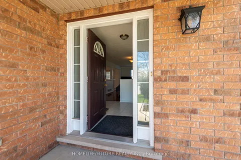264 Holbeach Court, ON N2J 4Y7