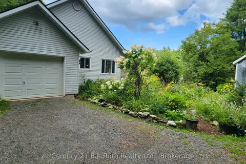 1175 Silver Lake Road, Gravenhurst, ON P1P 0G3