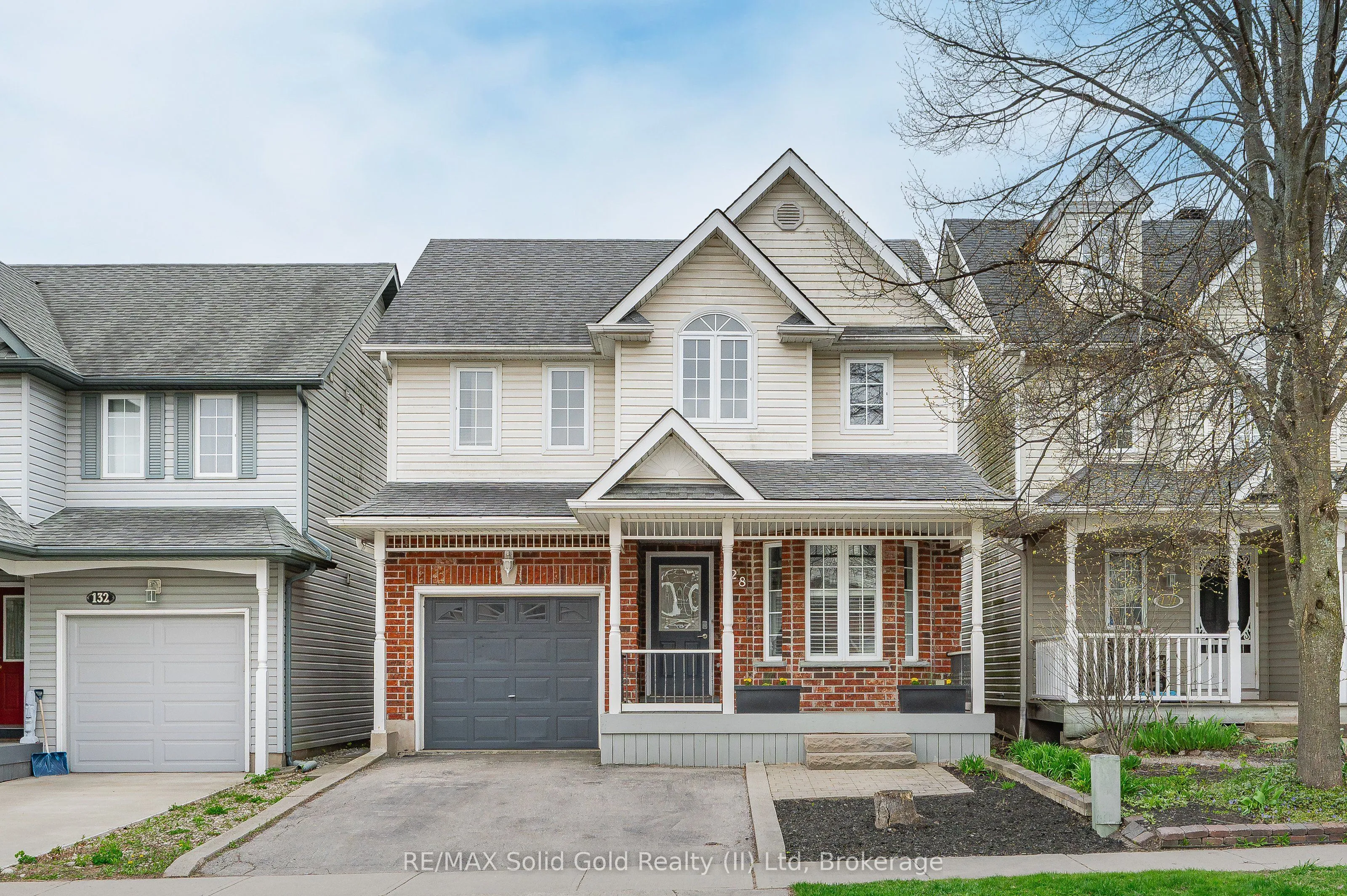 128 Marcy Crescent, Cambridge, ON N3C 4H6