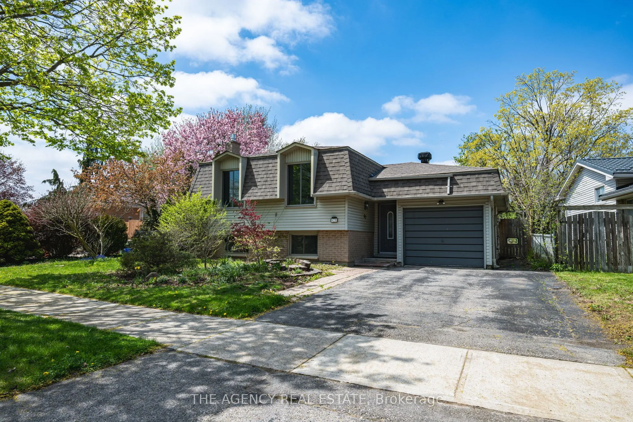 60 Brunswick Avenue, London North, ON N6G 3K8